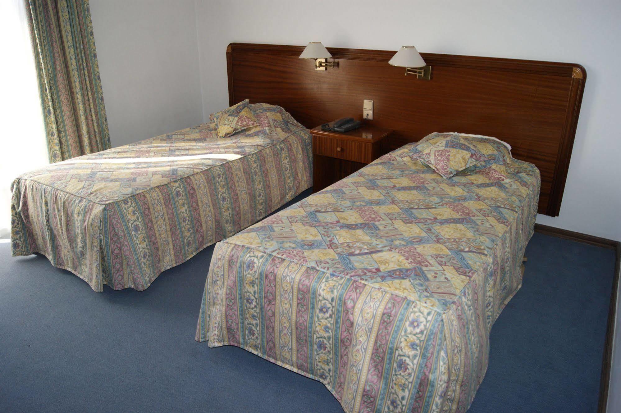Hotel Comendador Bombarral Extérieur photo